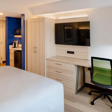 Holiday Inn Express & Suites Halifax - Bedford By Ihg Exterior photo