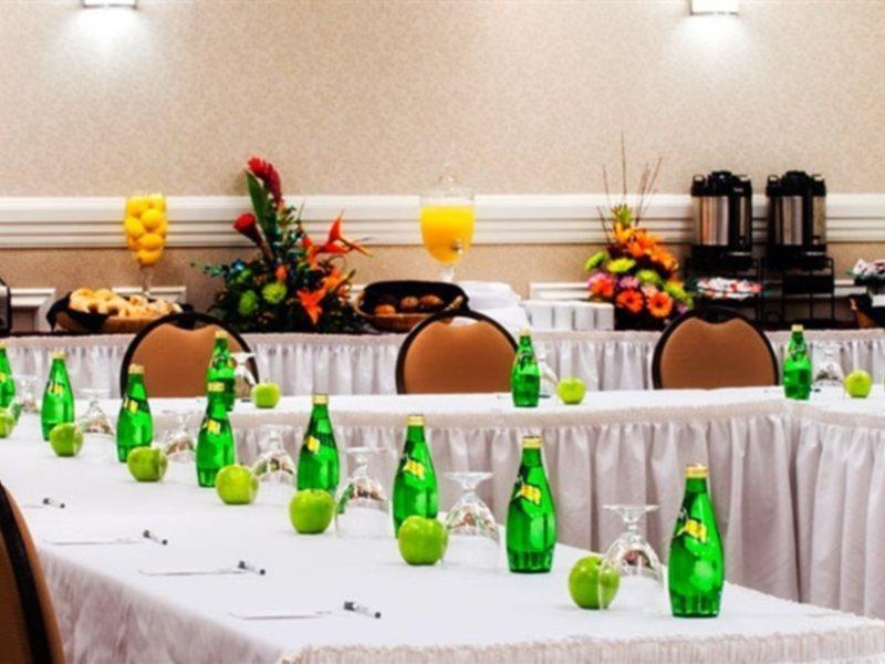 Holiday Inn Express & Suites Halifax - Bedford By Ihg Exterior photo