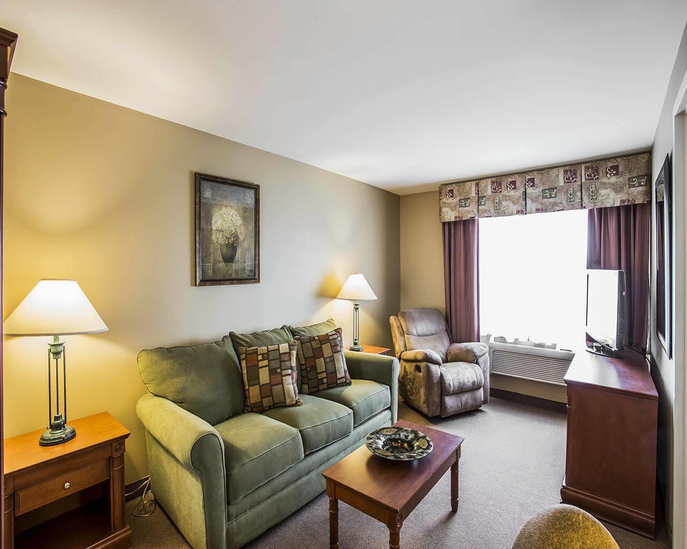 Holiday Inn Express & Suites Halifax - Bedford By Ihg Exterior photo