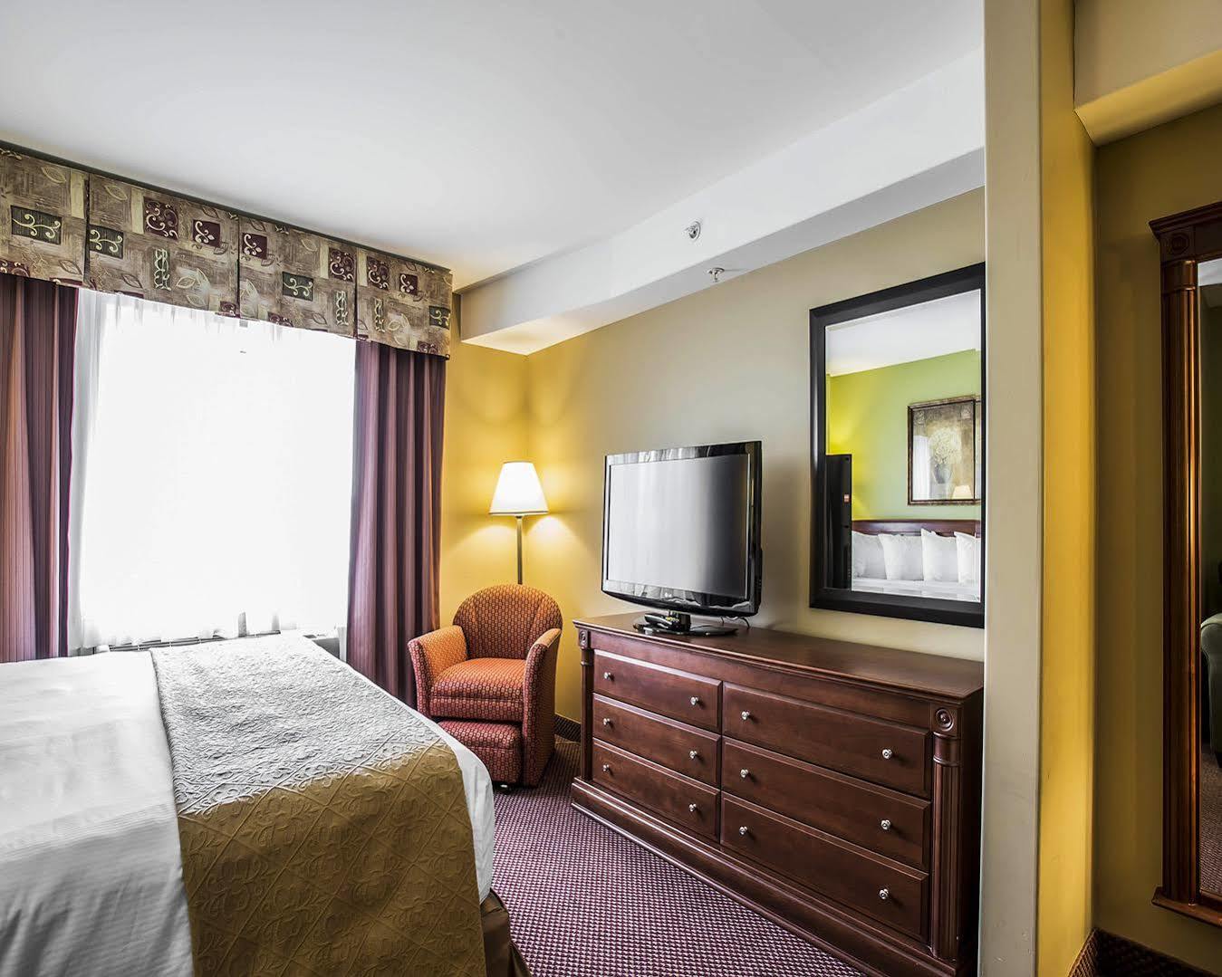 Holiday Inn Express & Suites Halifax - Bedford By Ihg Exterior photo